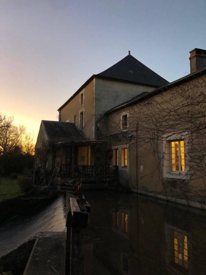 La Roulotte Du Moulin De Palet Villa Baugé Kültér fotó